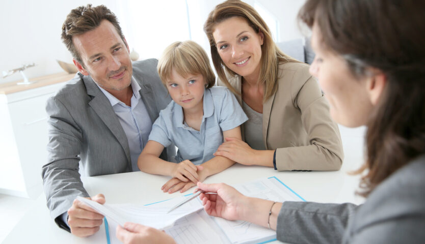 family meeting with lawyer to discuss estate planning